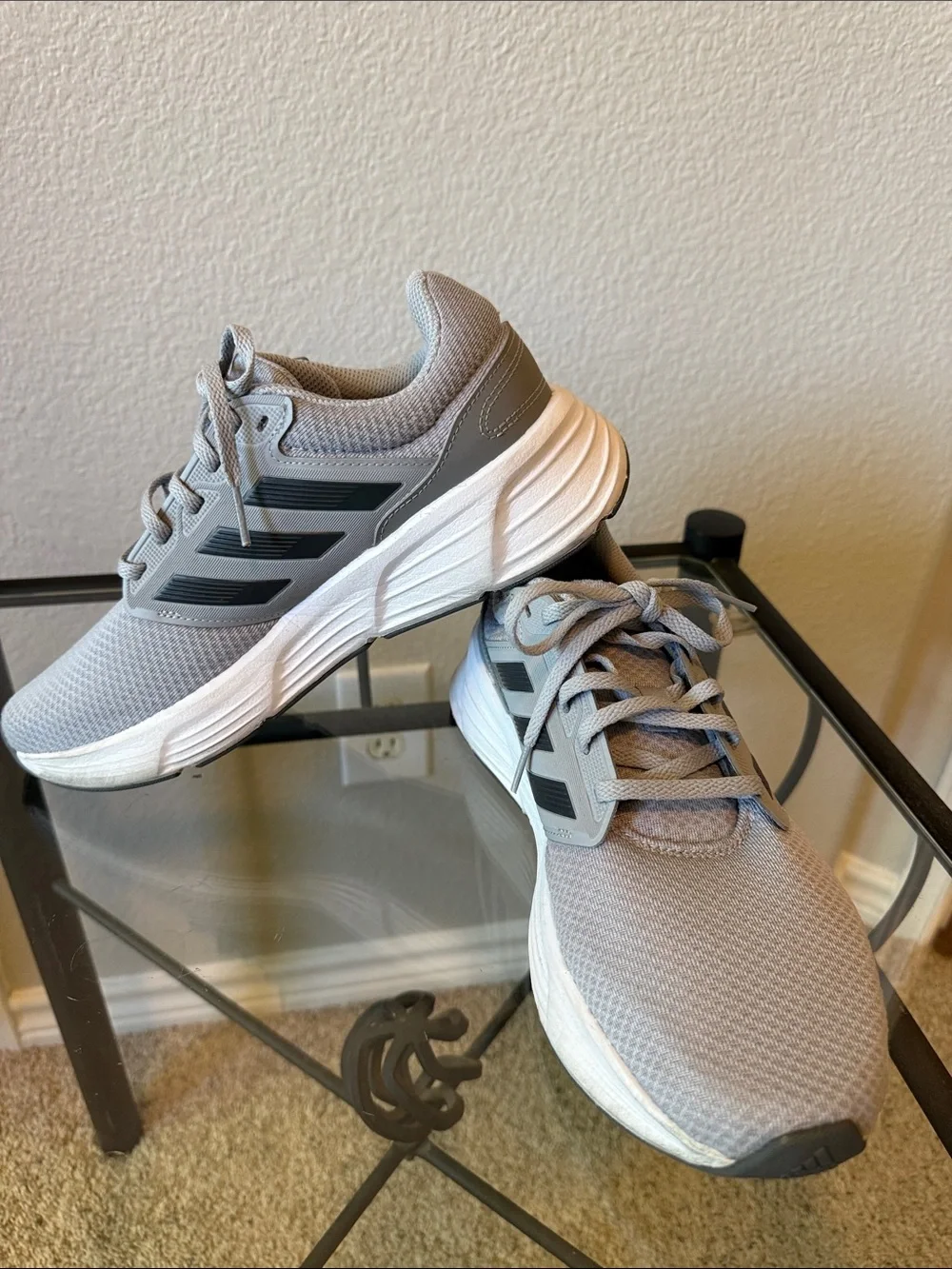 adidas Youth Gray & Black Cloudfoam Running Sneakers Sz 8